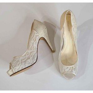 Menbur Lotti Lace and Glitter Peep-Toe Pump Ivory Size EU 39 US 8